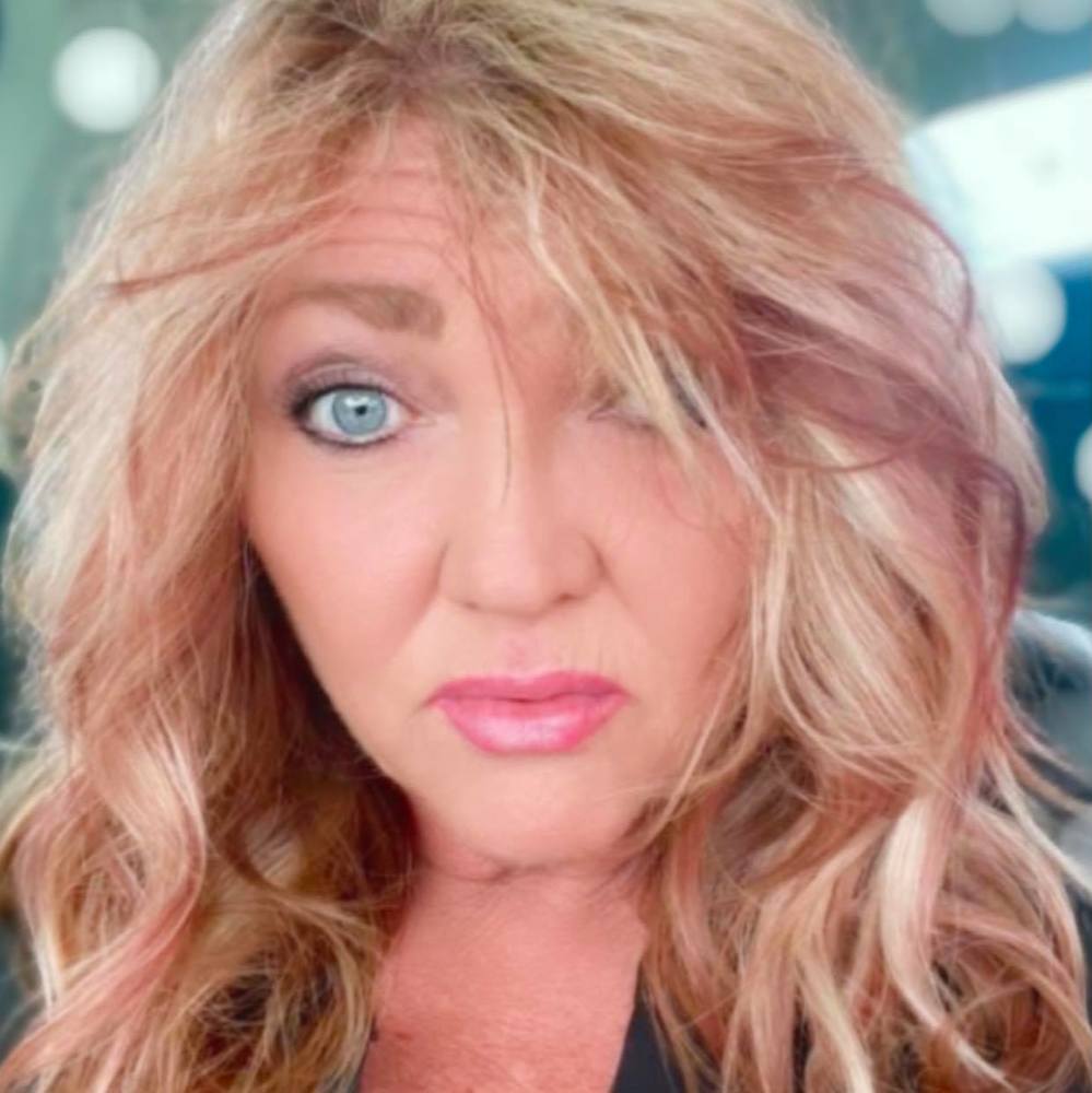 Meet your Posher, Charlene